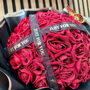 Red Glitter Roses Bouquet