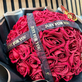 Red Glitter Roses Bouquet